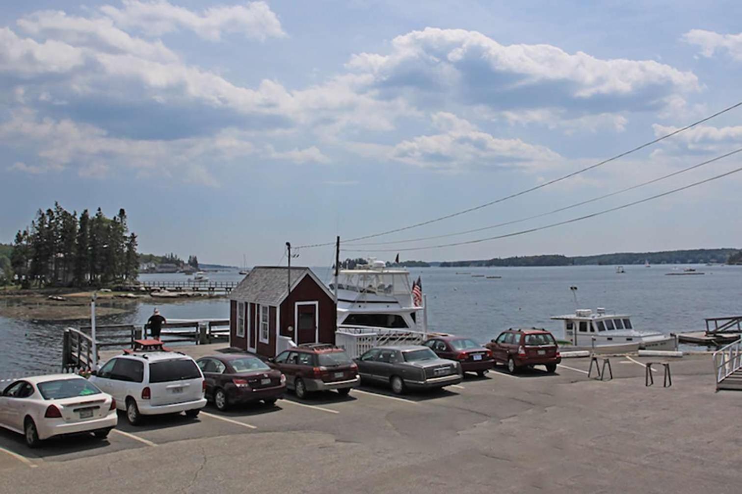 Tugboat Inn Boothbay Harbor Exterior photo