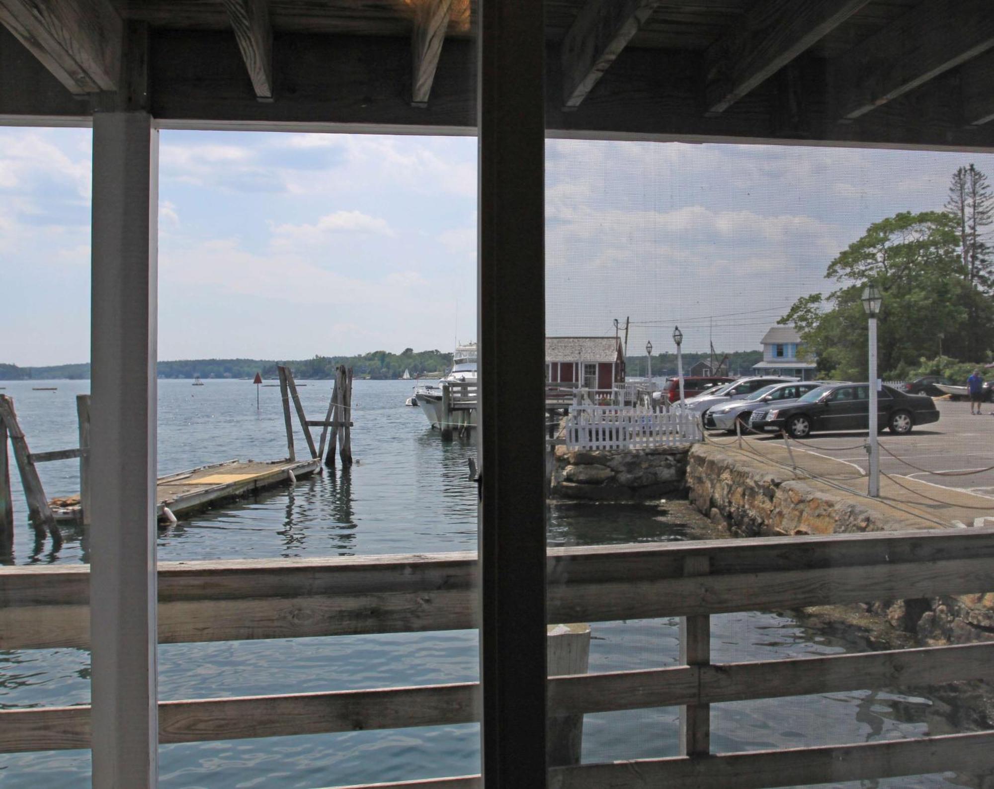 Tugboat Inn Boothbay Harbor Exterior photo